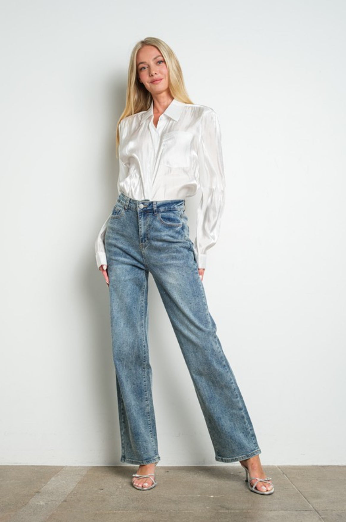 DEW DROP RHINESTONE STRAIGHT LEG JEANS