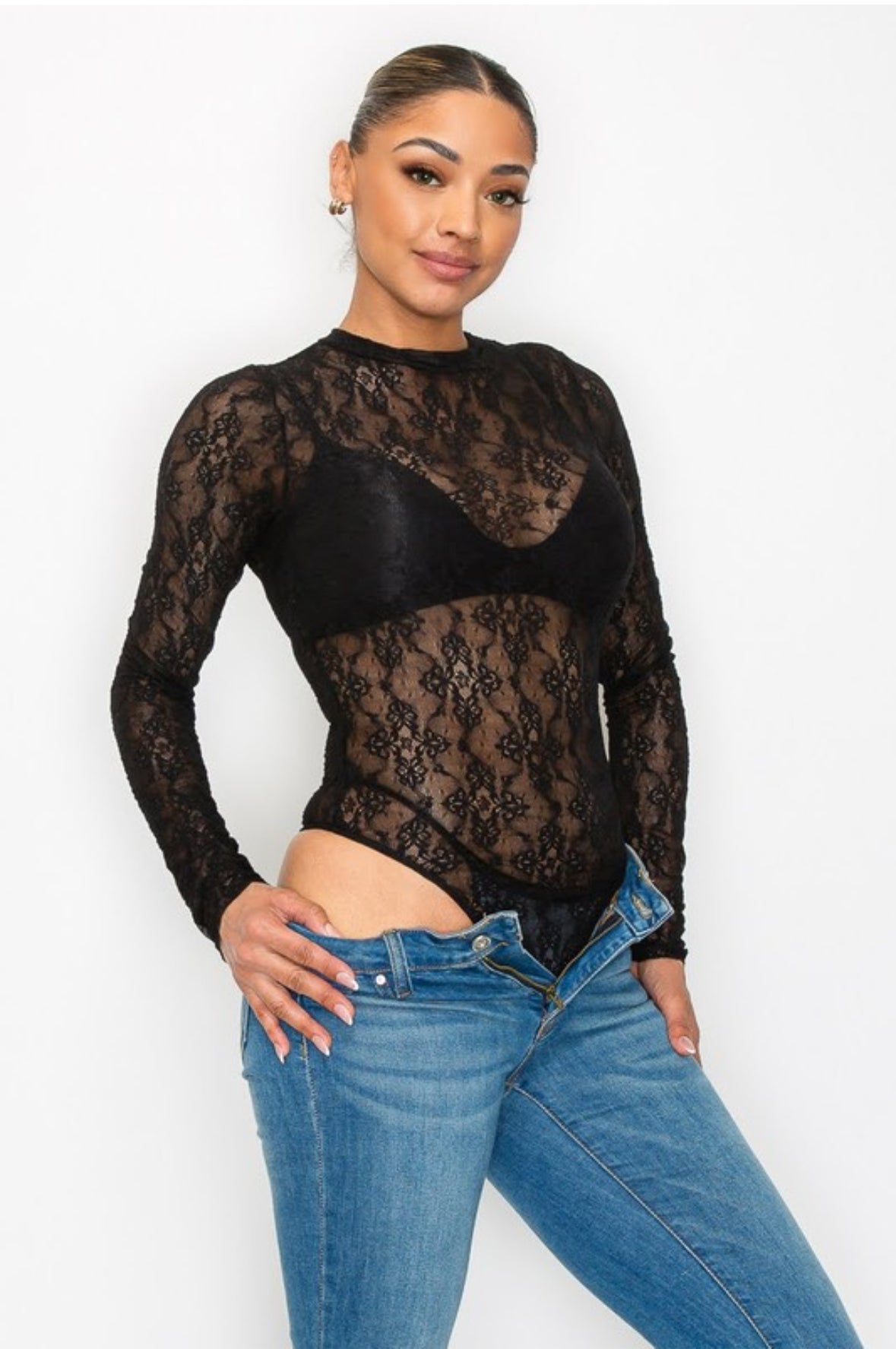 LACE LONG SLEEVE SHEERED ROUND NECK BODYSUIT